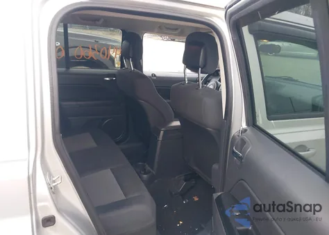 2012 Jeep Patriot Latitude z USA, uszkodzony, nr VIN 1C4NJRFB2CD543802